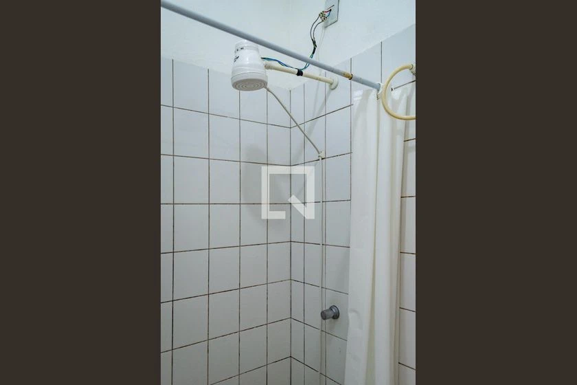 Furnished studio for rent with 1 bedroom and 1 bathroom — photo 9