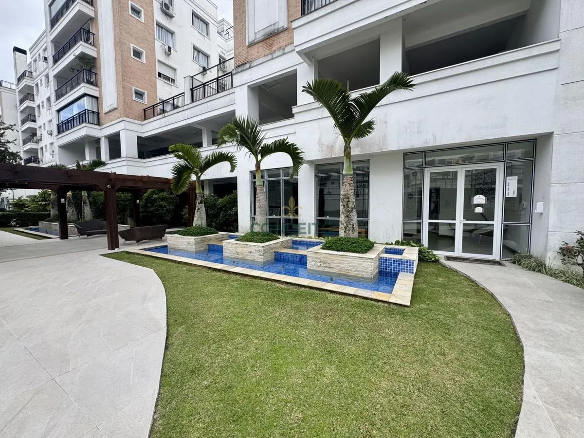 Unfurnished 154 m² apartment with a private garden — photo 37