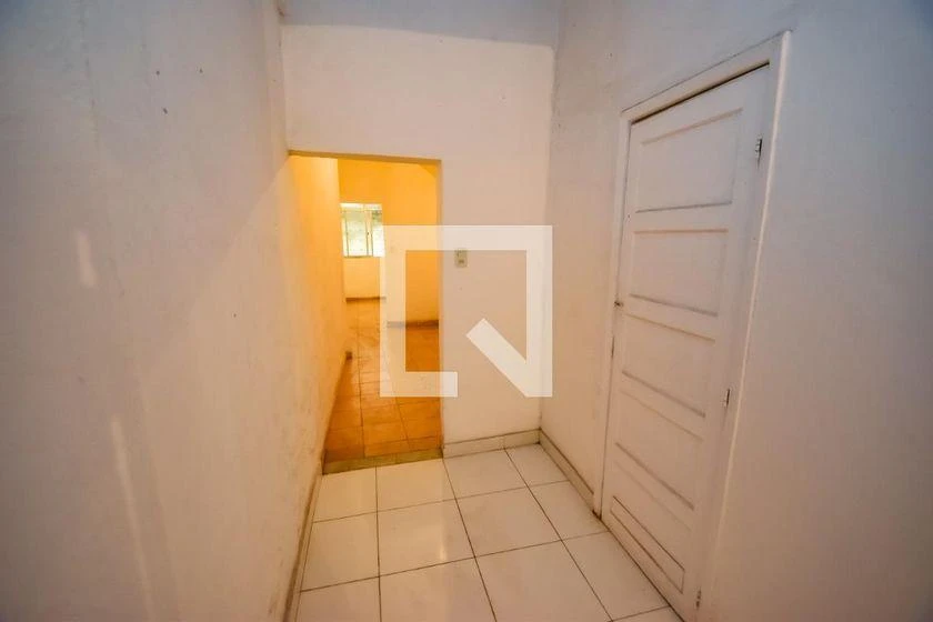 Unfurnished 40 m² apartment with 1 bedroom — photo 24