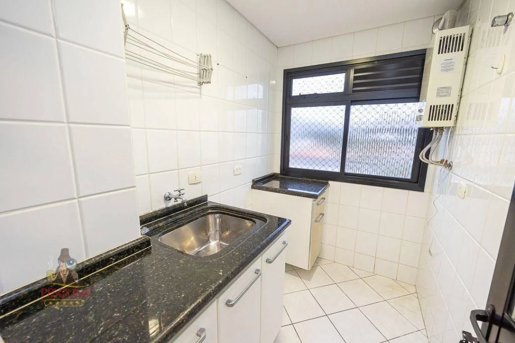 3-bedroom apartment, 1 with its own bathroom, 70 m² — photo 6