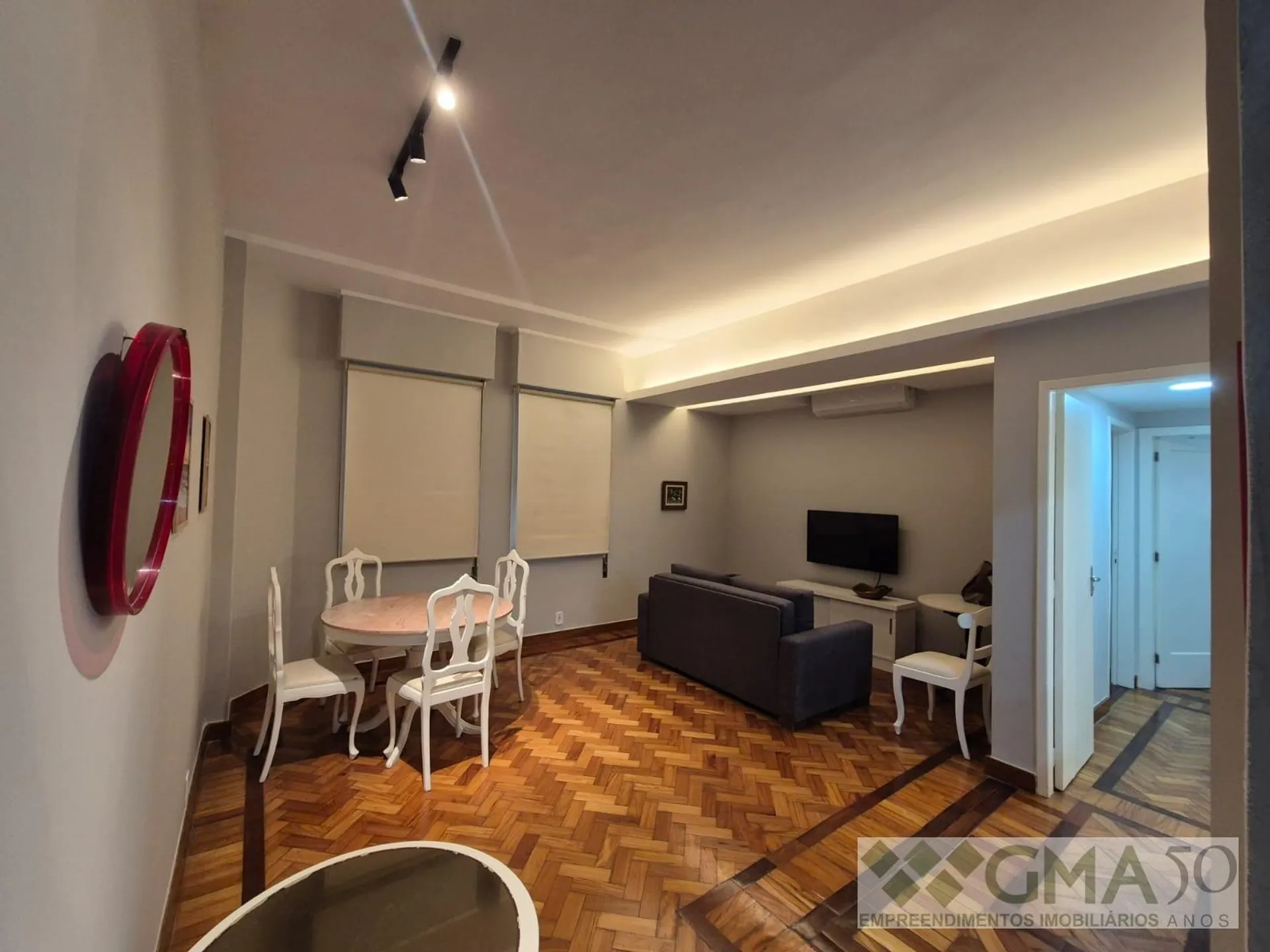Furnished apartment, 90 m², with wood or laminate floors — photo 19