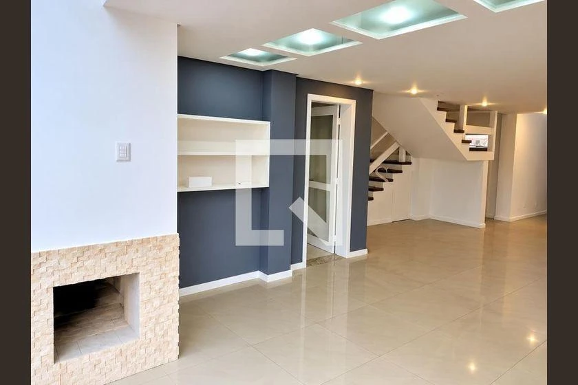 House, 207 m², with floor-to-ceiling windows — photo 17