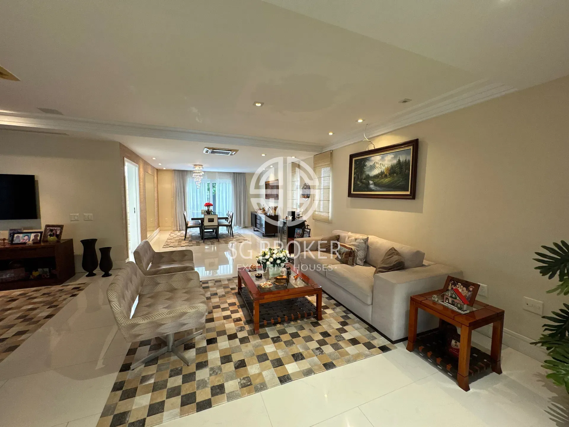 Casa para locação com 5 quartos e churrasqueira na varanda — photo 17