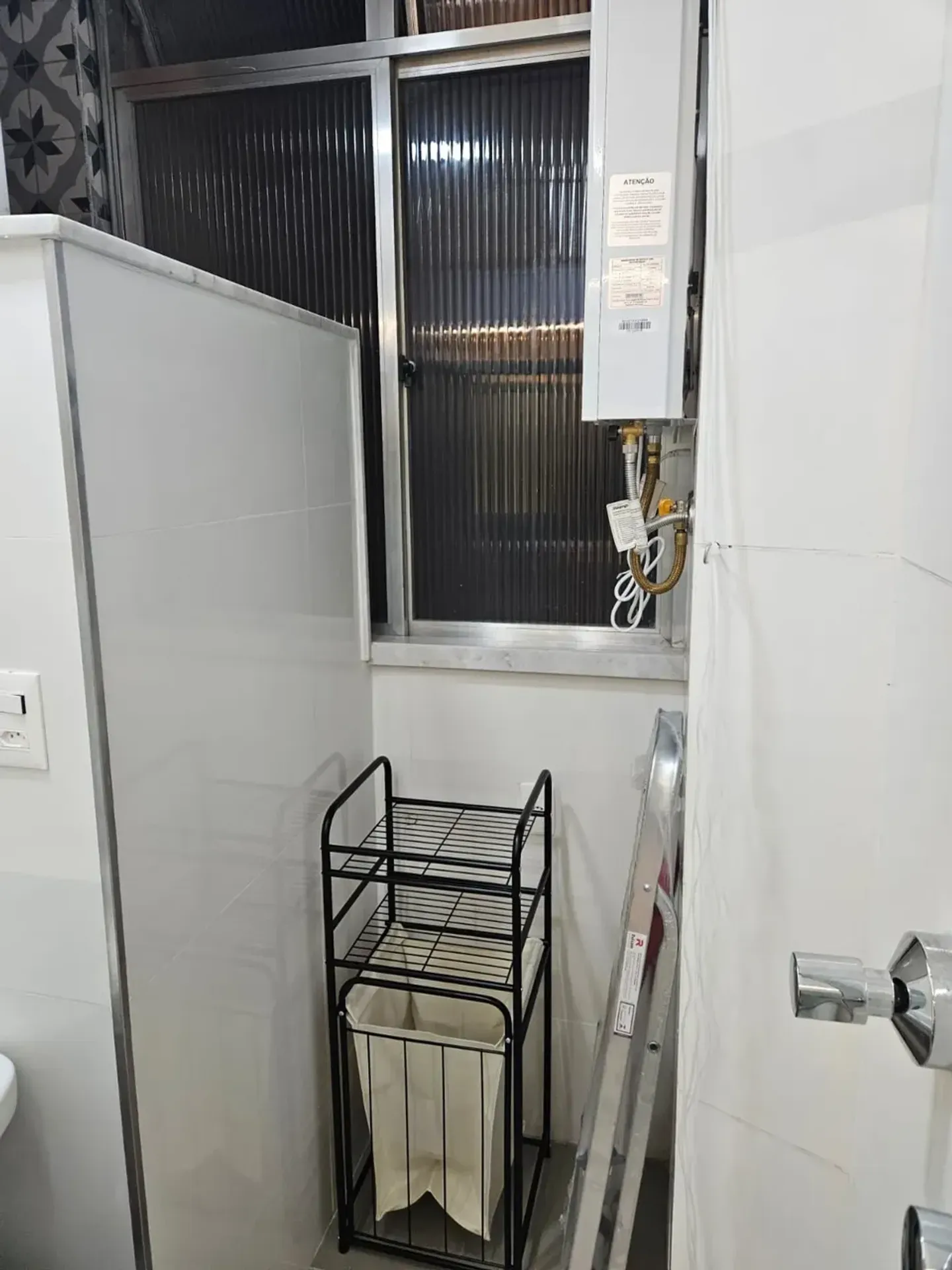 Furnished apartment with air conditioning and 1 bedroom — photo 21