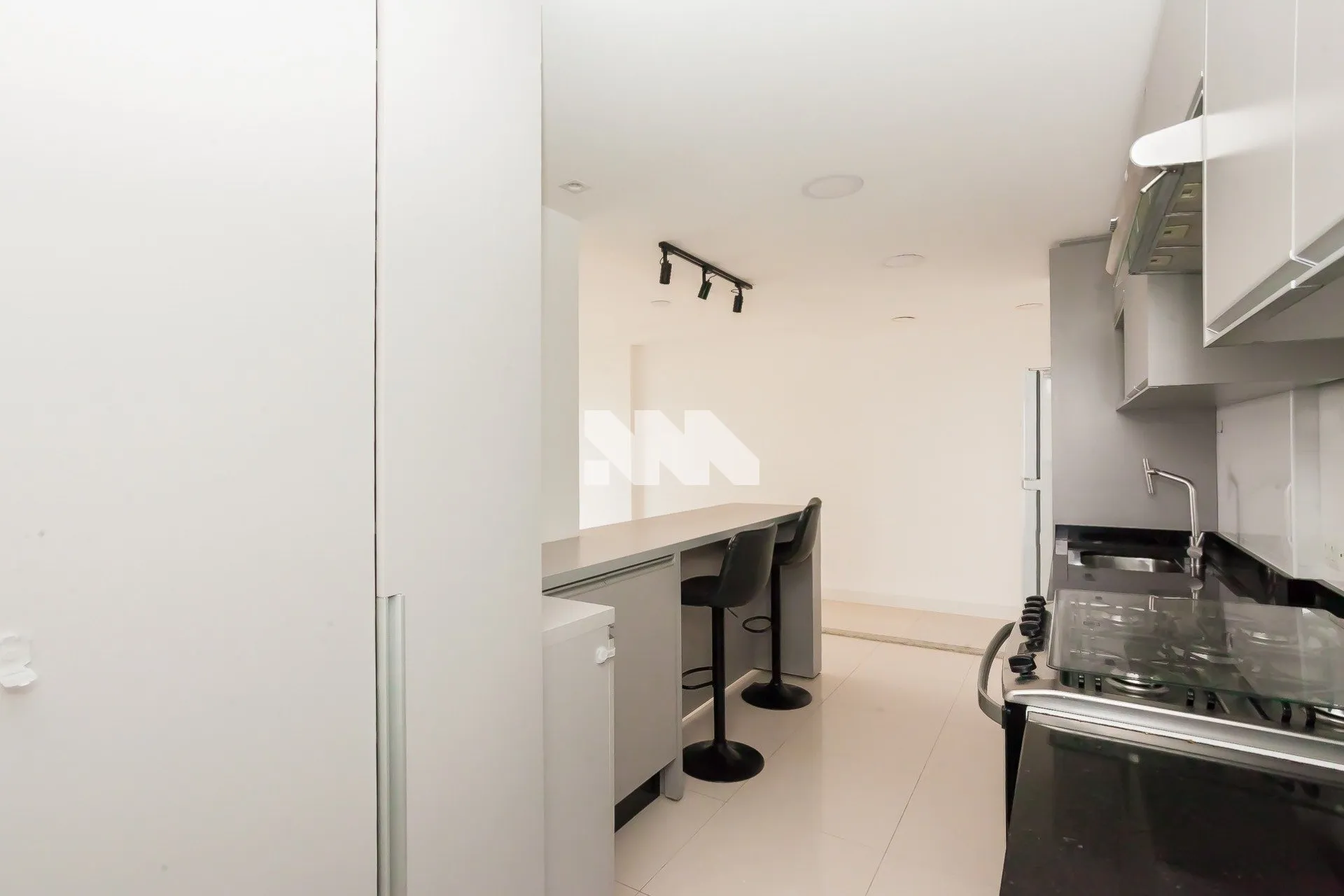 Apartamento para locação com 2 dormitórios e 3 banheiros — photo 15