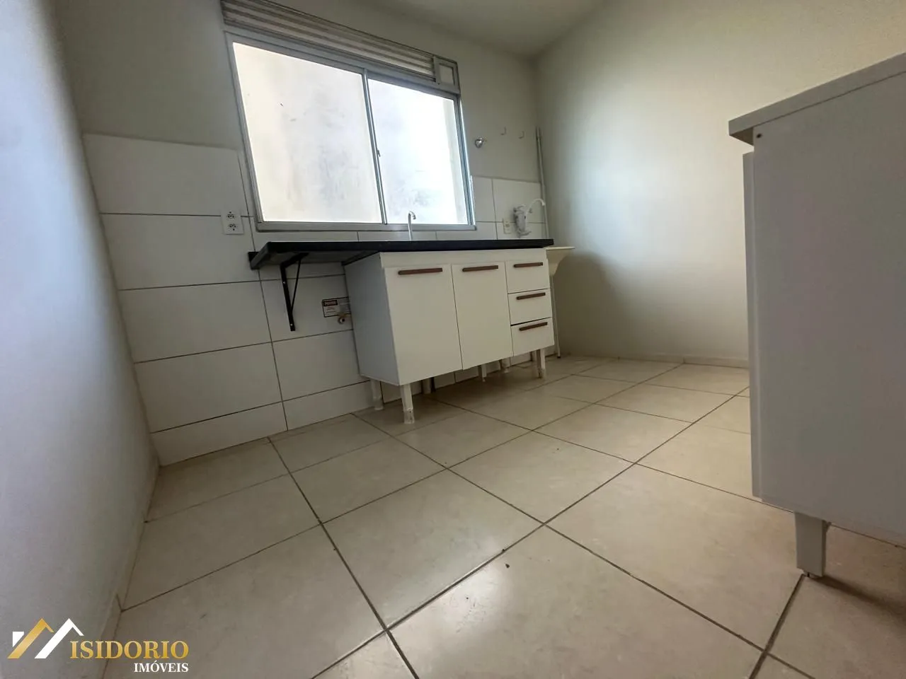 1-bedroom apartment with parking and a private BBQ — photo 3