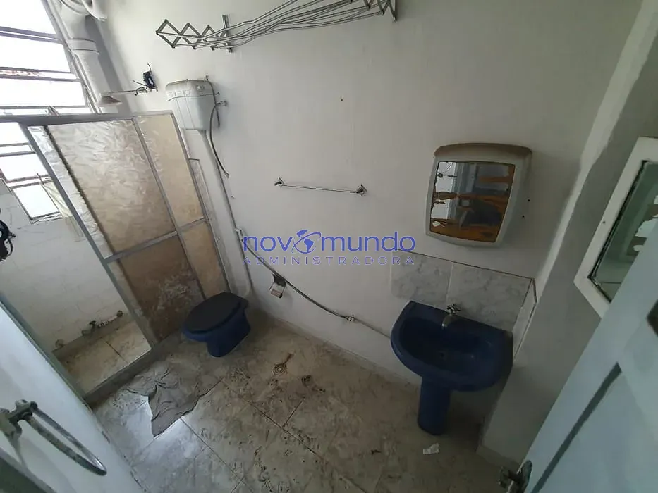 Apartamento en alquiler con 2 dormitorios y cocina cerrada — photo 2