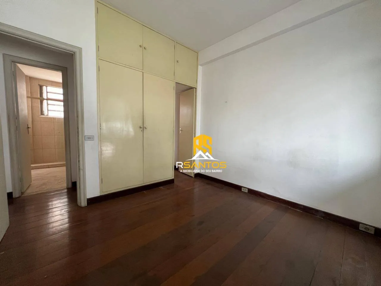 2-bedroom apartment with balcony and private garden — photo 12