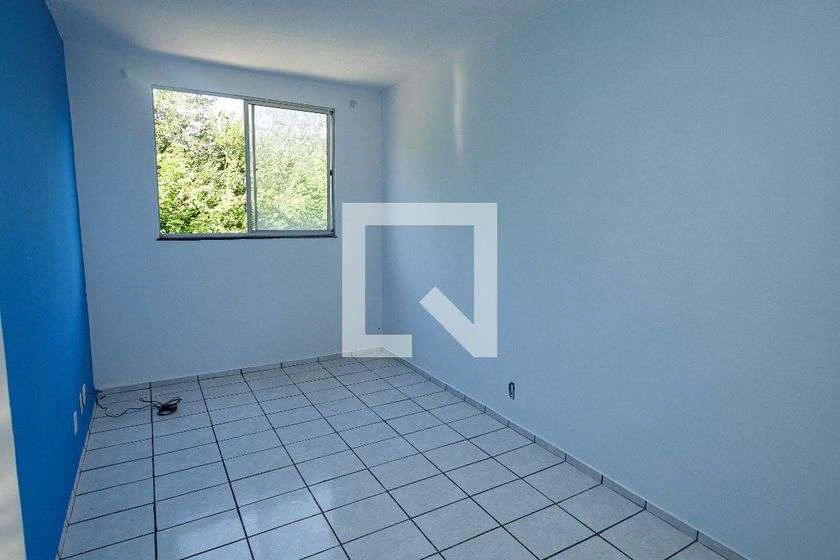 46 m² rental apartment with 2 bedrooms and glass shower — photo 8