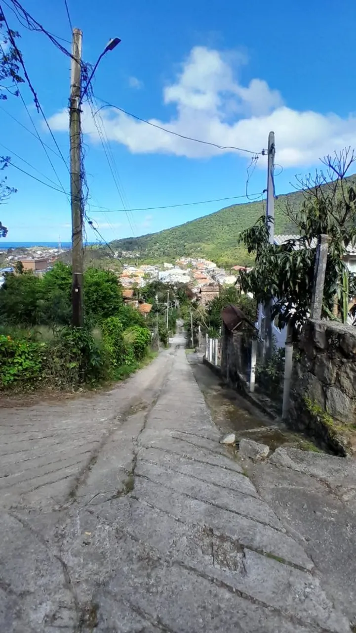 One-bedroom apartment with a water view in Florianópolis — photo 13