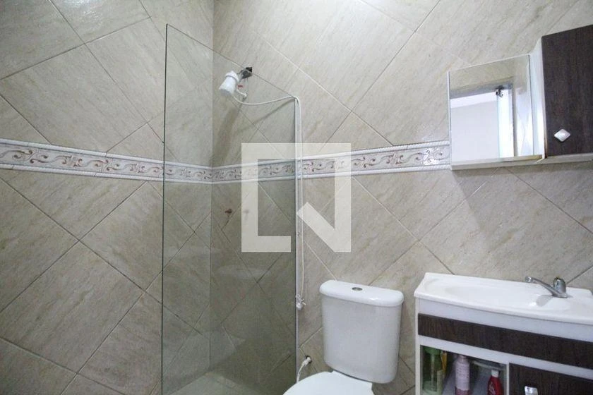 Furnished house, 200 m², with a glass-enclosed balcony — photo 23