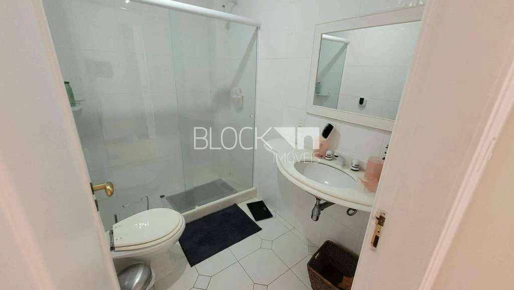 600 m² house with 4 bedrooms and 3 en-suite bathrooms — photo 22