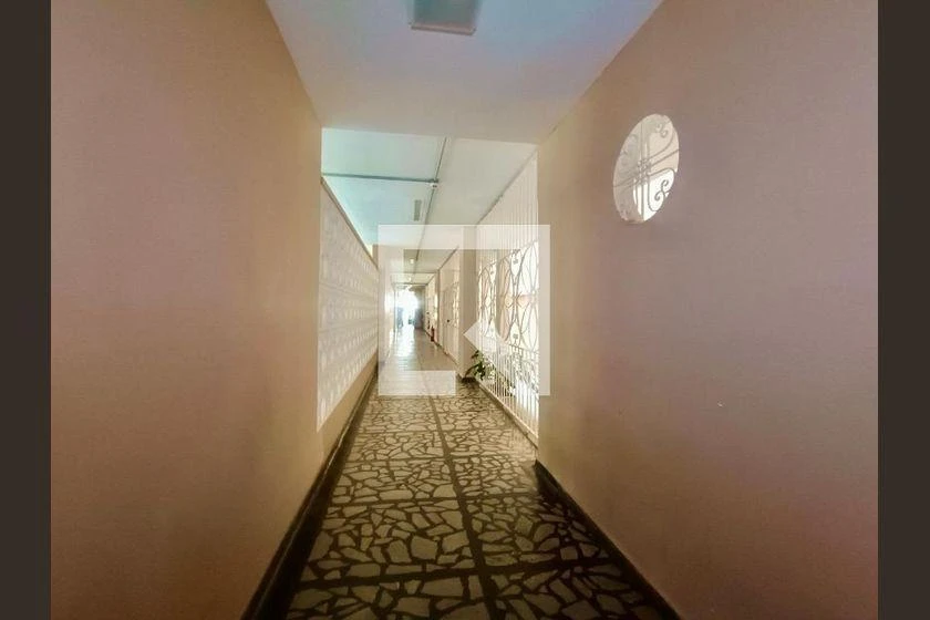 Rental apartment with 2 bedrooms and a balcony — photo 48