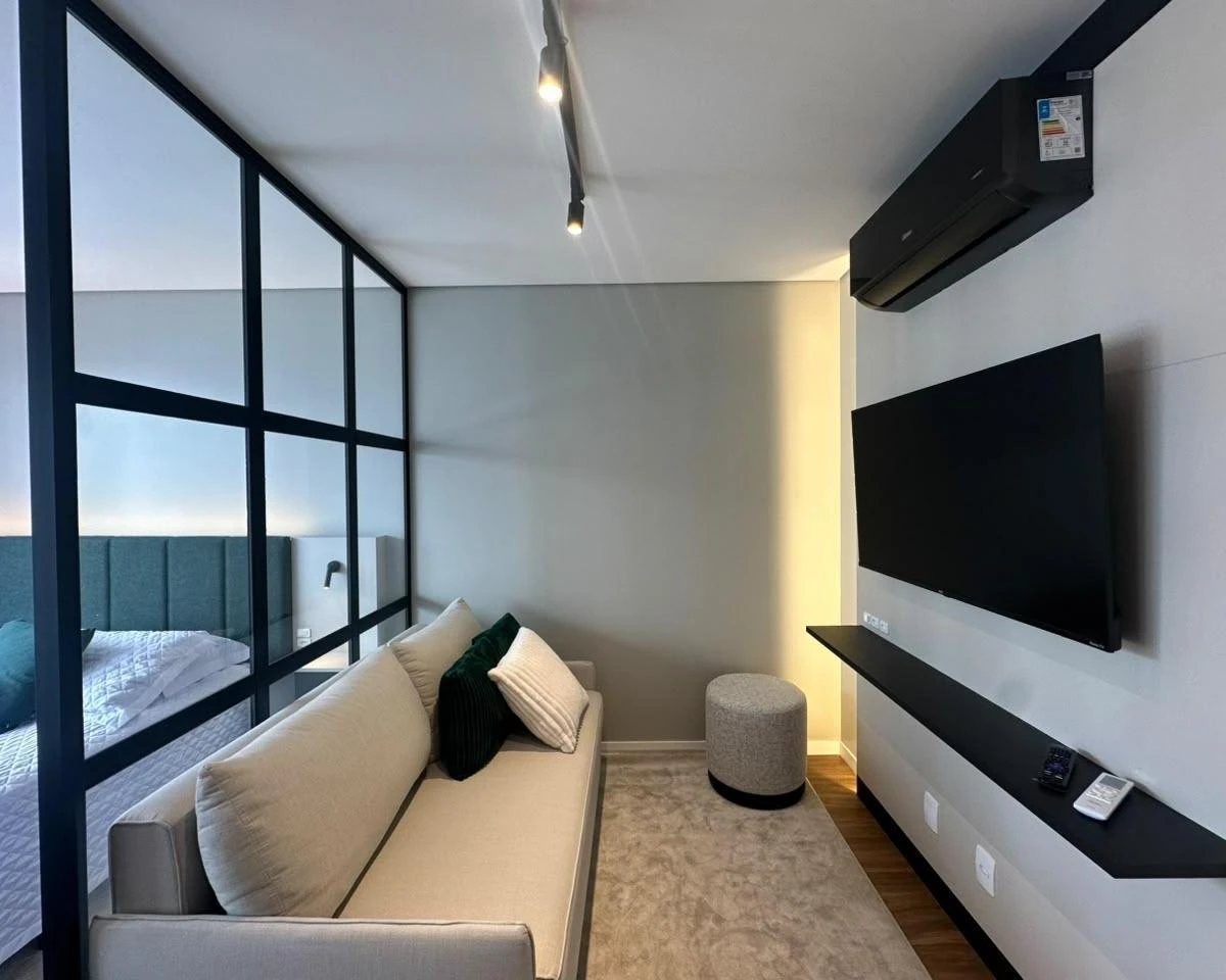 Home office in a one-bedroom apartment, 30 m² — photo 7