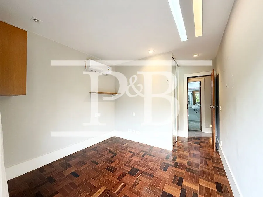 Apartamento com 4 quartos e escritório — photo 22
