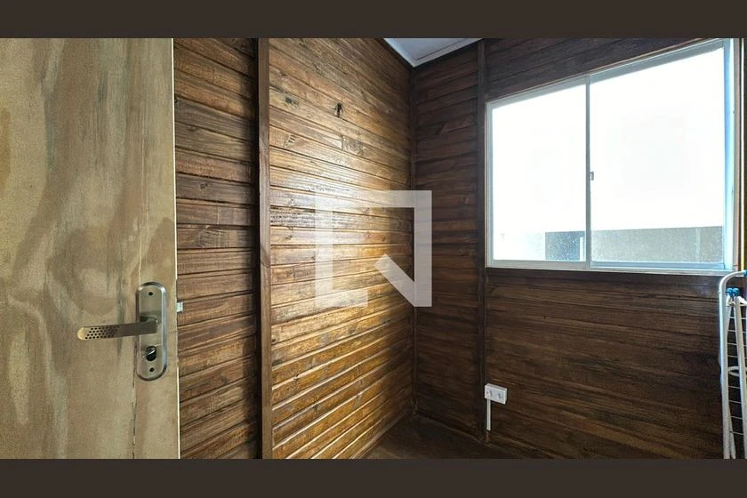 Оренда будинку з 2 спальнями, 1 ванною та балконом — photo 9