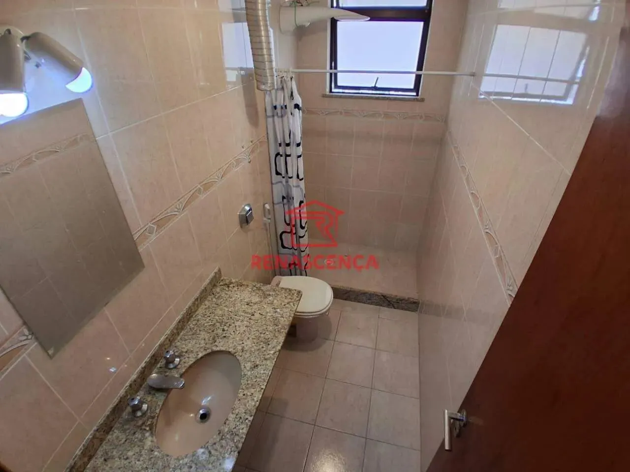 Furnished apartment with 2 bedrooms and 3 bathrooms — photo 12