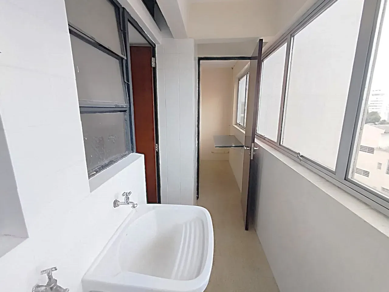 Apartamento de 3 quartos com fogão a gás e 3 banheiros — photo 28