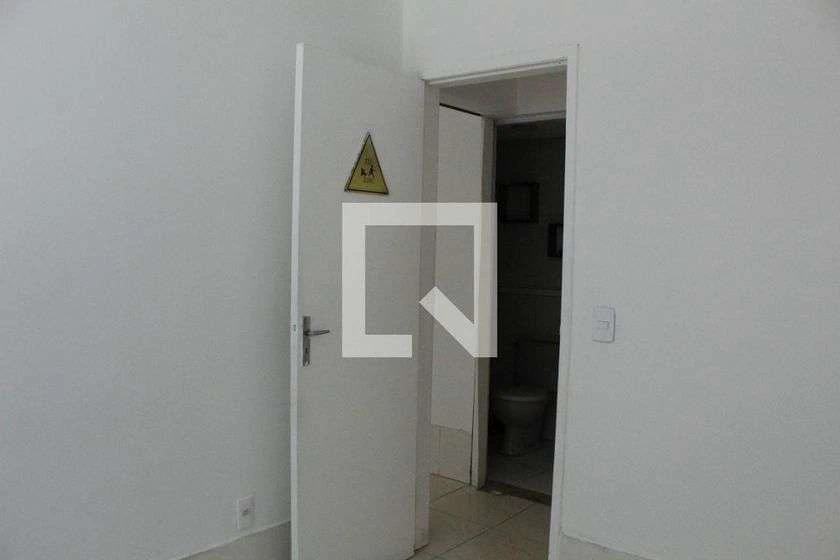 Apartamento de 2 dormitorios con balcón y 60 m² — photo 23