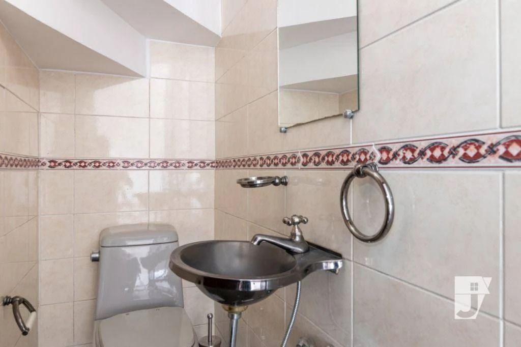 Дом 248 м² со стиральной машиной и застеклённым балконом — photo 21