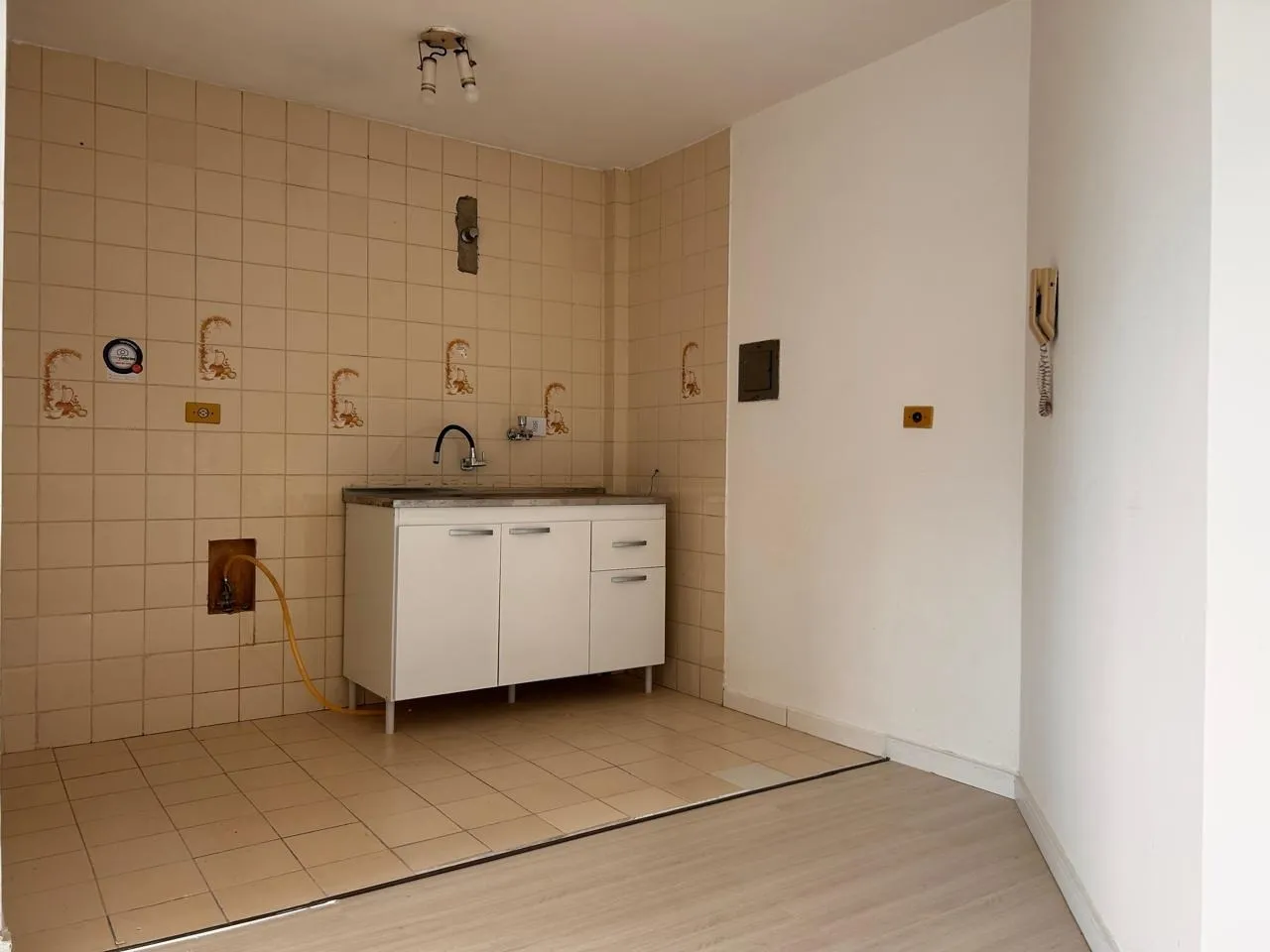 One-bedroom, 33 m² apartment in Curitiba — photo 2