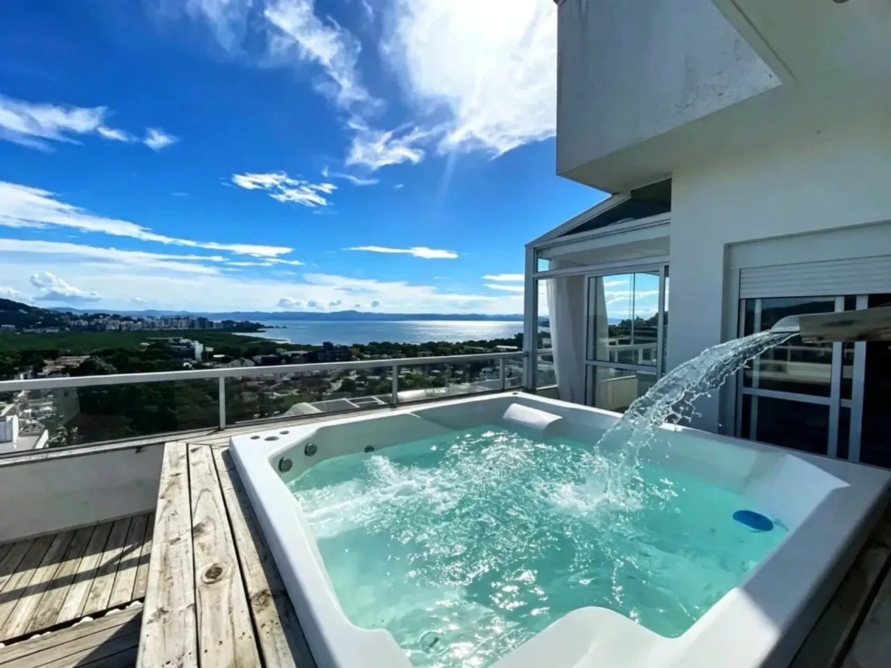 204 m² apartment with built-in grill on the balcony — photo 10