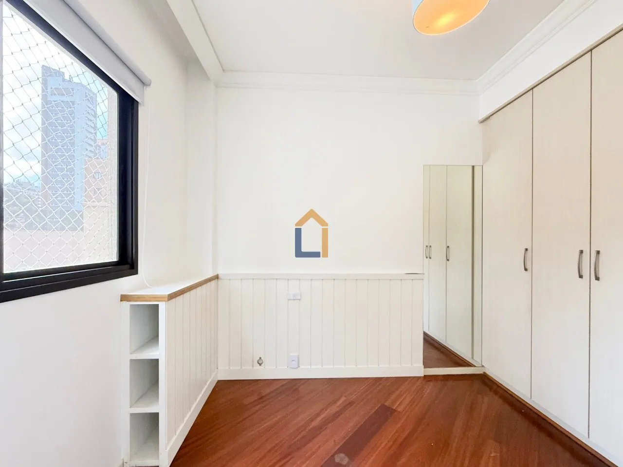 3-bedroom apartment with a washing machine in Curitiba — photo 4