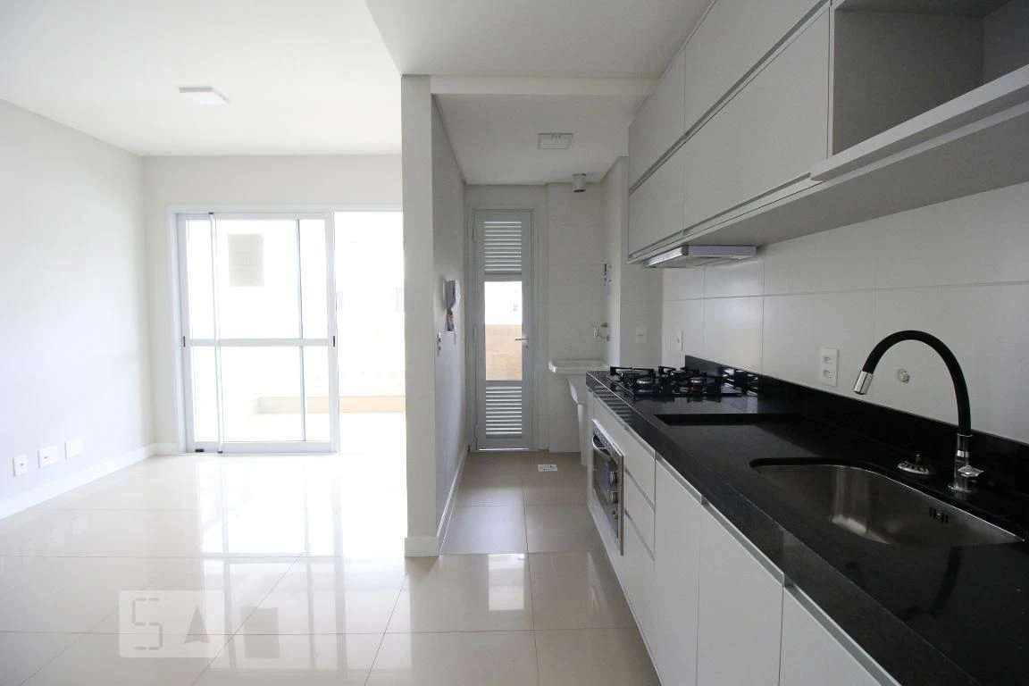 Furnished apartment, 76 m², with a grill on the balcony — photo 6
