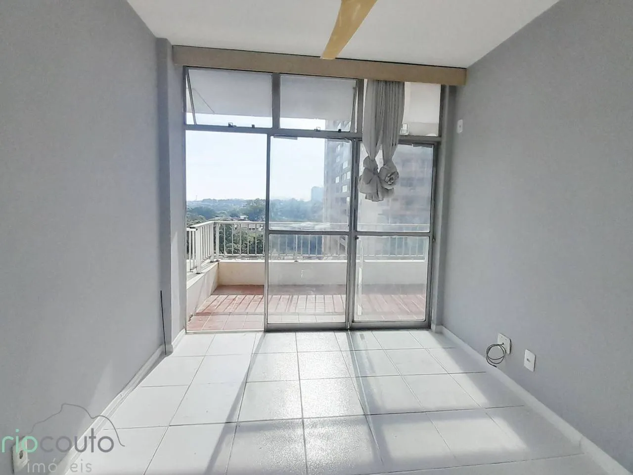 Park view in a one-bedroom apartment, 76 m² — photo 23