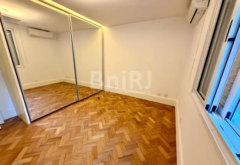 Apartment with 5 bedrooms and open gas kitchen — photo 40
