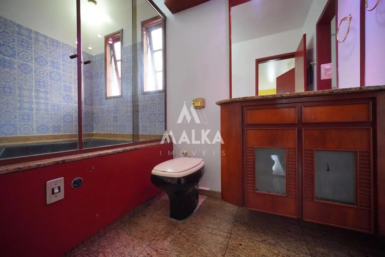 Будинок із 4 спальнями та гардеробною — photo 19