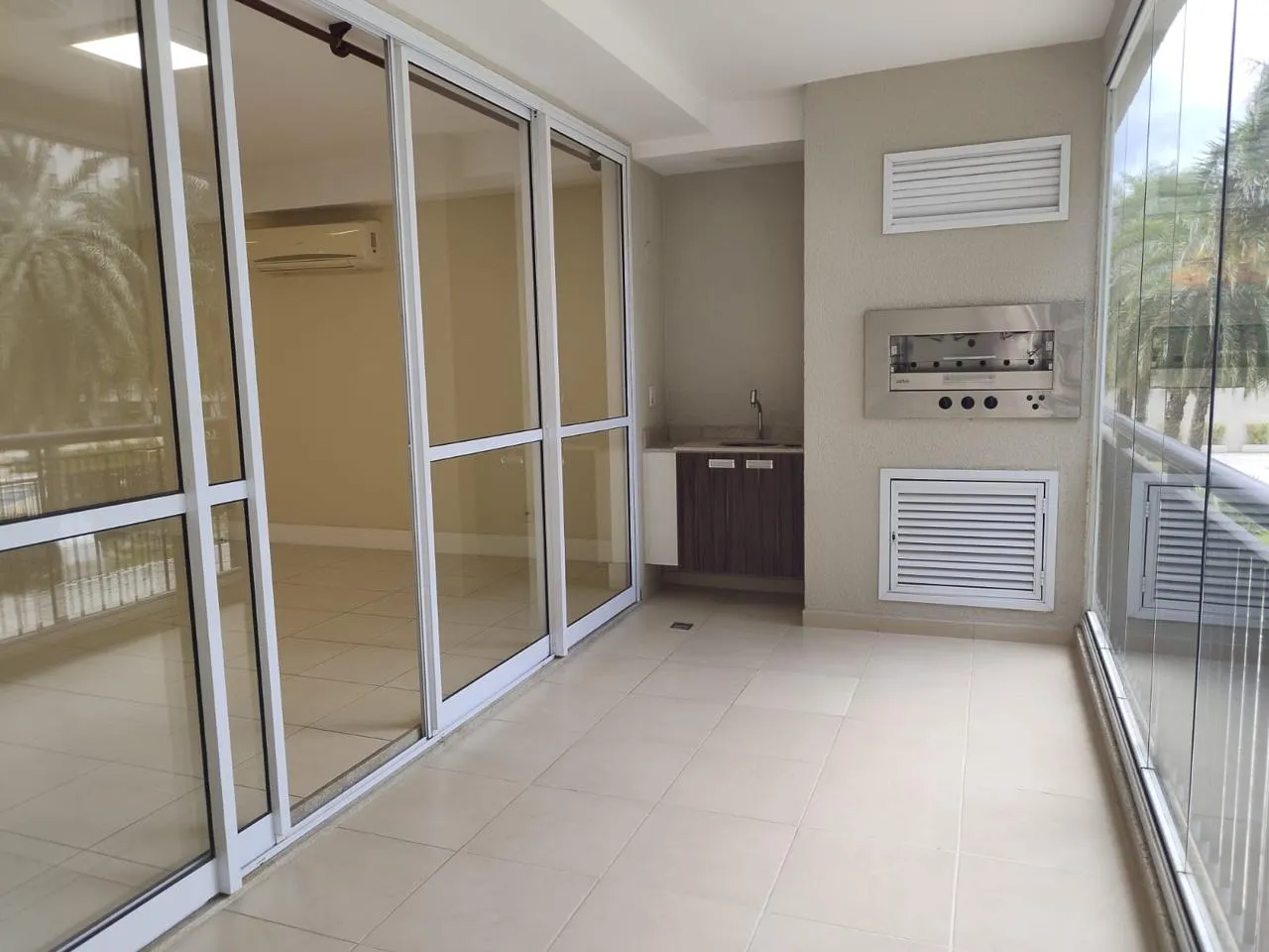 Apartamento de 166 m² com 4 quartos e jardim privativo — photo 6