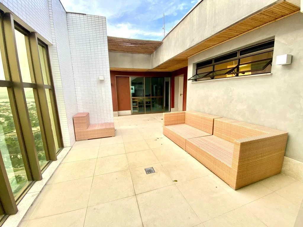 Furnished penthouse with balcony and open-plan kitchen — photo 22