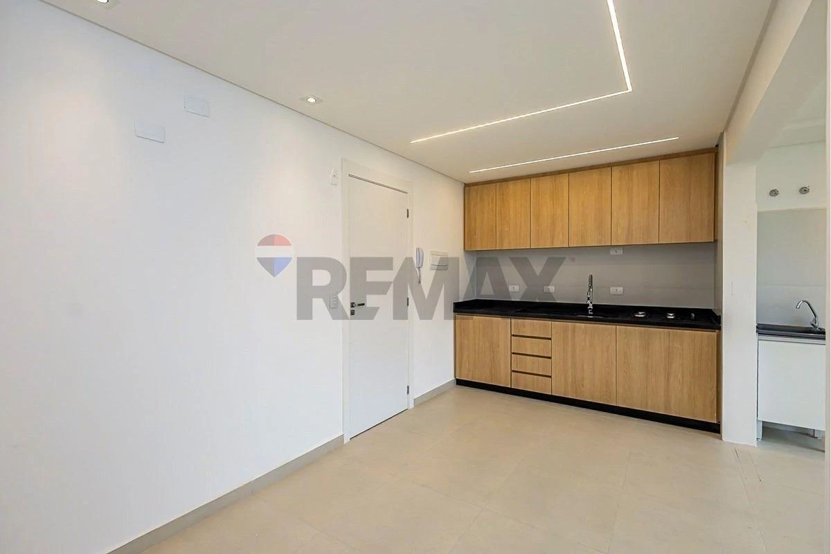 2-bedroom apartment with floor-to-ceiling windows — photo 31