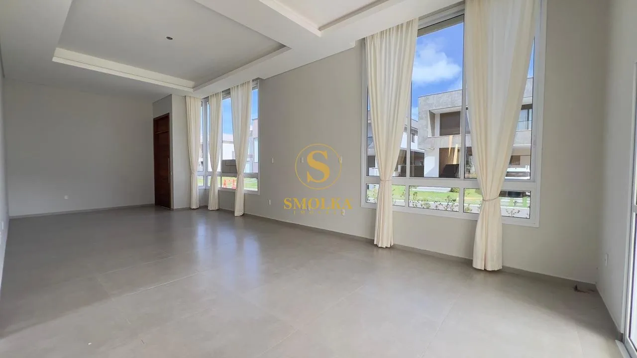 House with 3 en-suite bedrooms, 4 baths and 375 m²