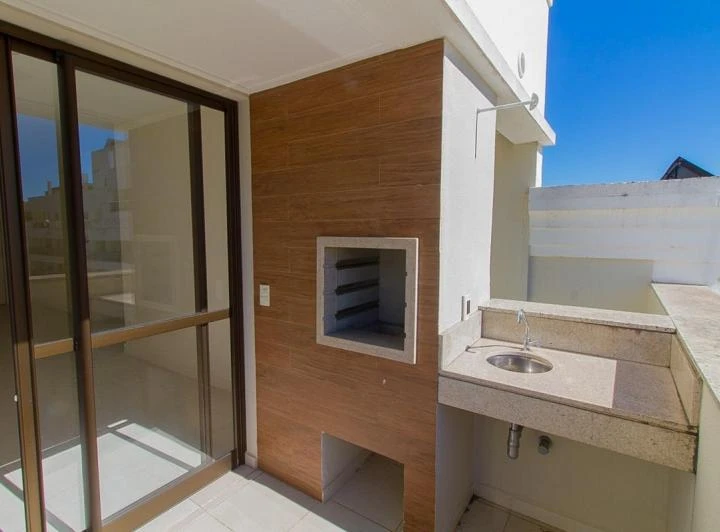 112 m² apartment with 2 bedrooms and a balcony grill — photo 4