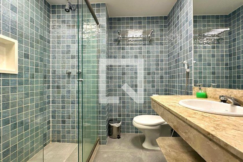 Furnished 90 m² apartment with 2 bedrooms and a pool — photo 32