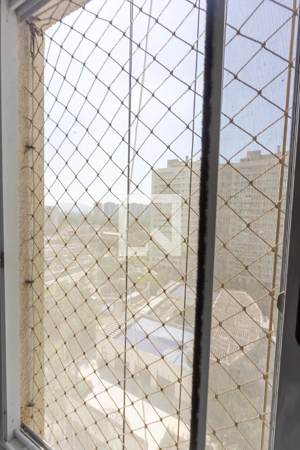 Balcony with a grill in a 2-bedroom apartment, 68 m² — photo 80