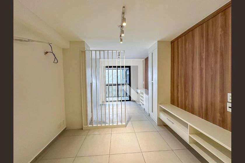 34 m² studio with balcony, 1 bedroom and 1 bathroom — photo 17