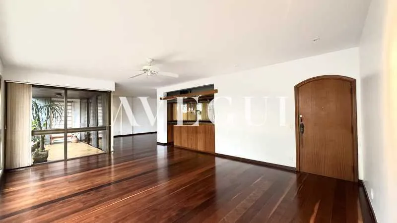 Apartamento 4 quartos com 2 suítes e jardim — photo 5