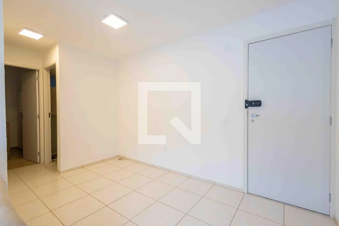 2-bedroom apartment with gas stovetop kitchen — photo 20