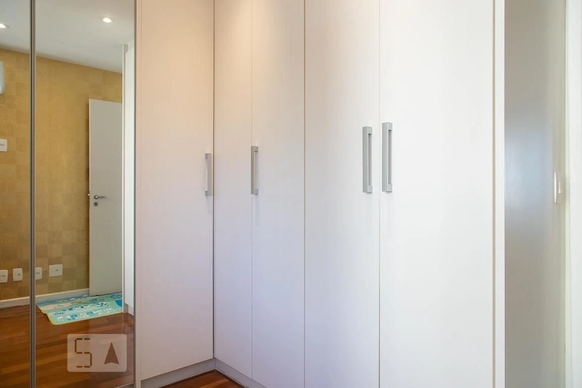 2-bedroom apartment with a home office — photo 4