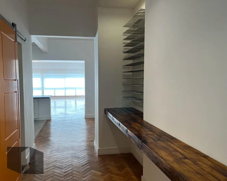 3-bedroom apartment with floor-to-ceiling windows — photo 39