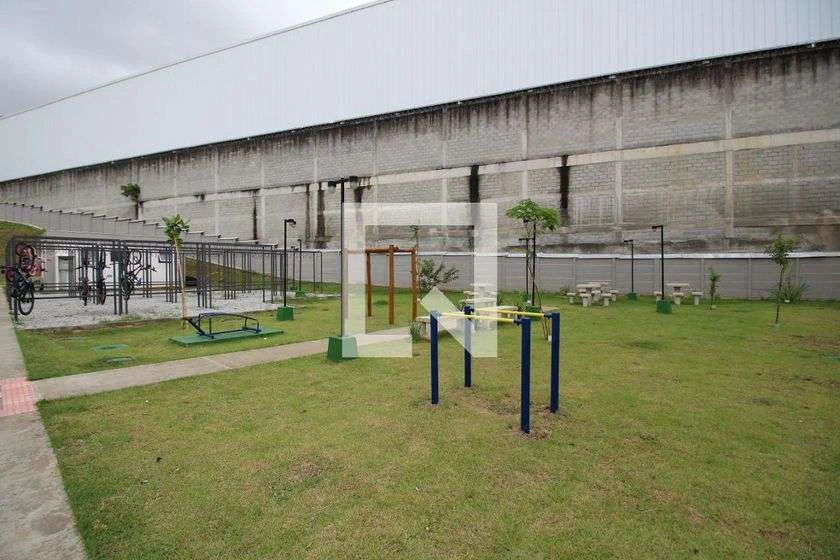 Apartamento de 2 quartos com 1 banheiro e cozinha separada — photo 21