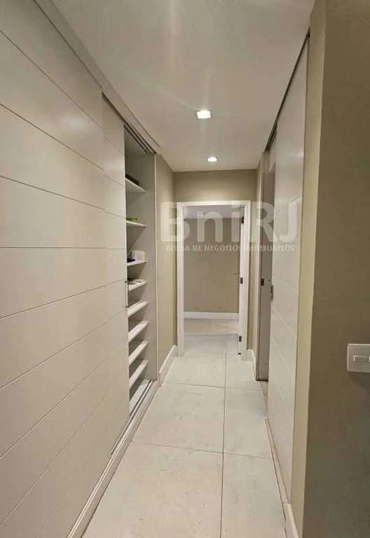 4-bedroom apartment 156 m² with 2 parking spots — photo 22
