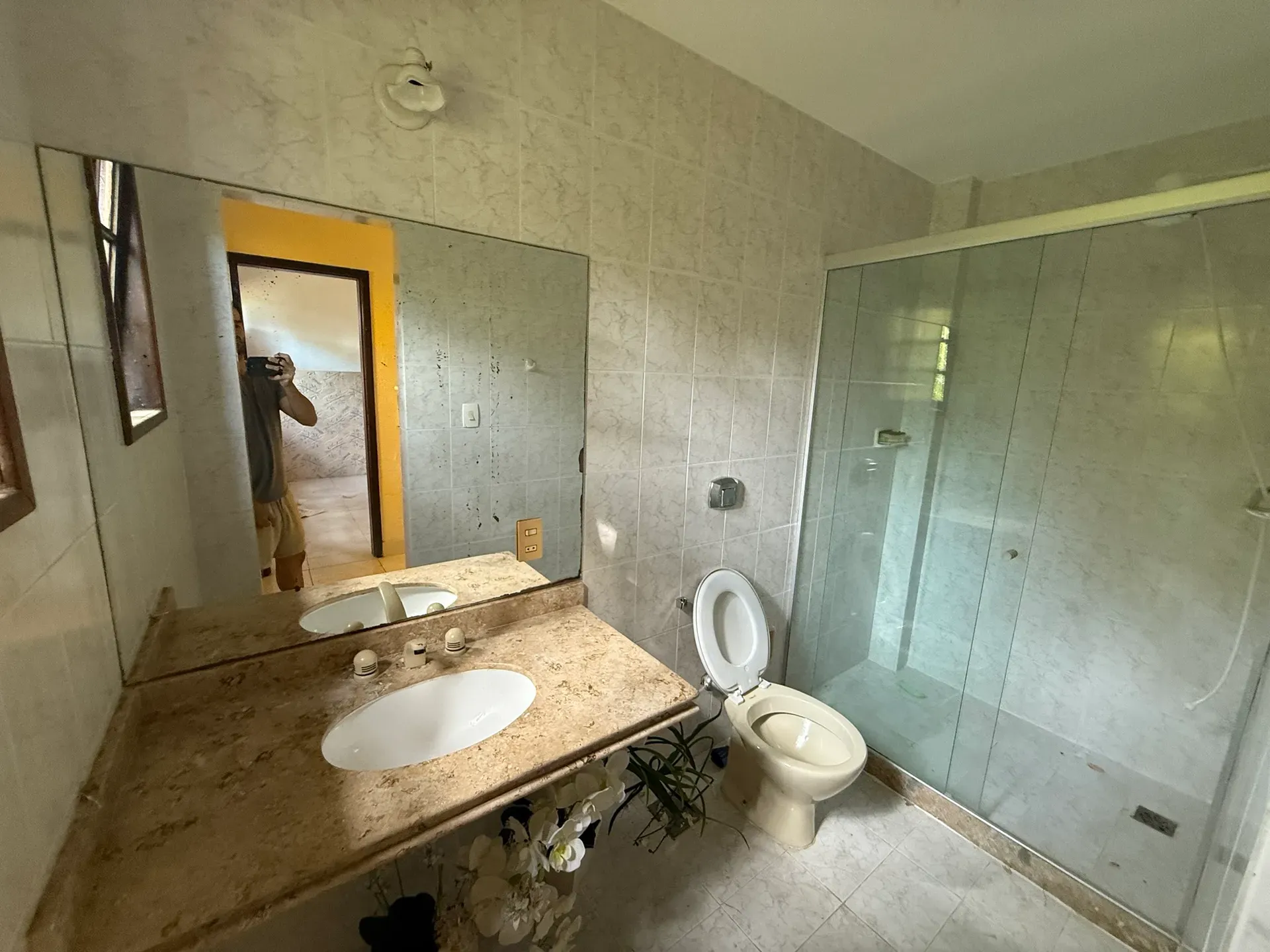 Furnished house, 350 m², with a glass-enclosed balcony — photo 27