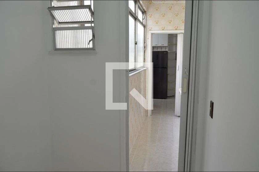 Apartamento de 65 m² com 2 quartos e 1 banheiro — photo 29