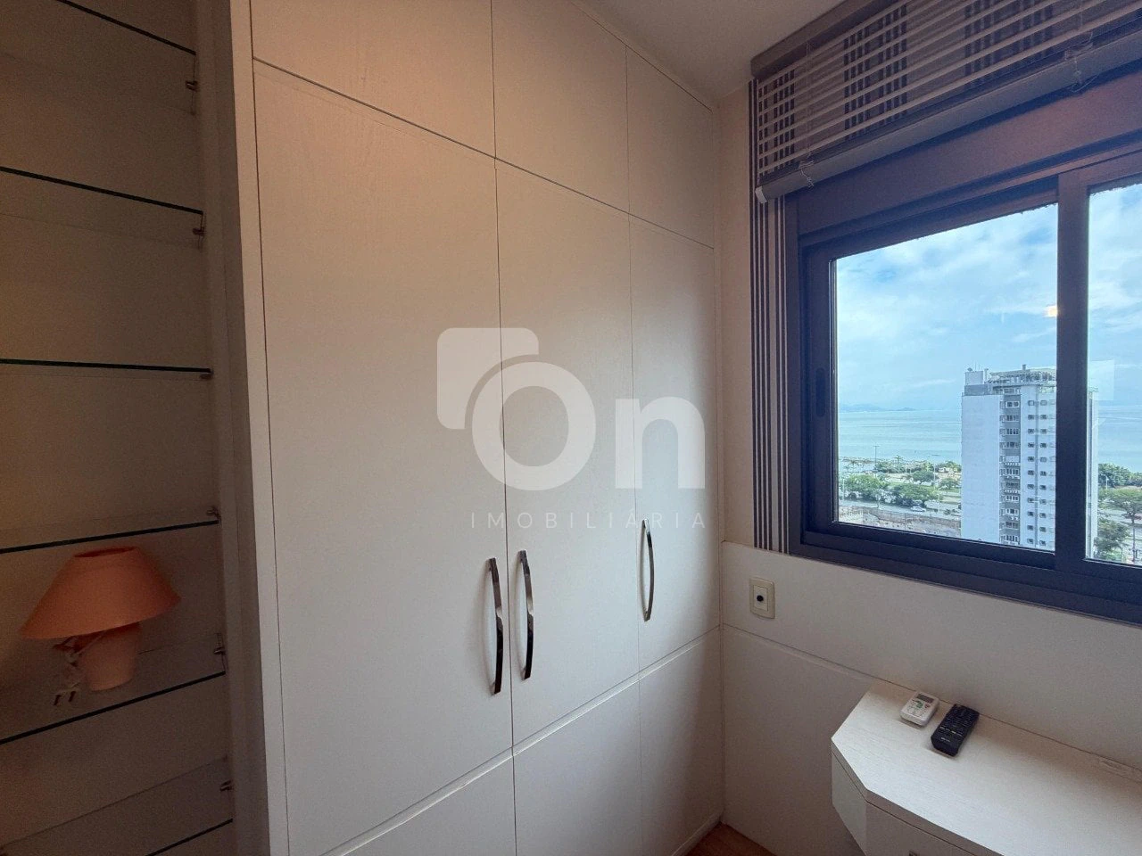 2-bedroom apartment with a water view in Florianópolis — photo 18