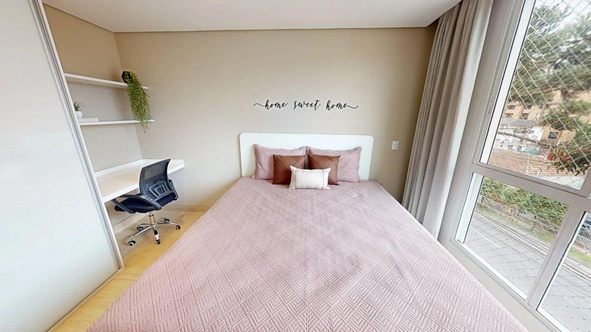 One-bedroom apartment with floor-to-ceiling windows — photo 6