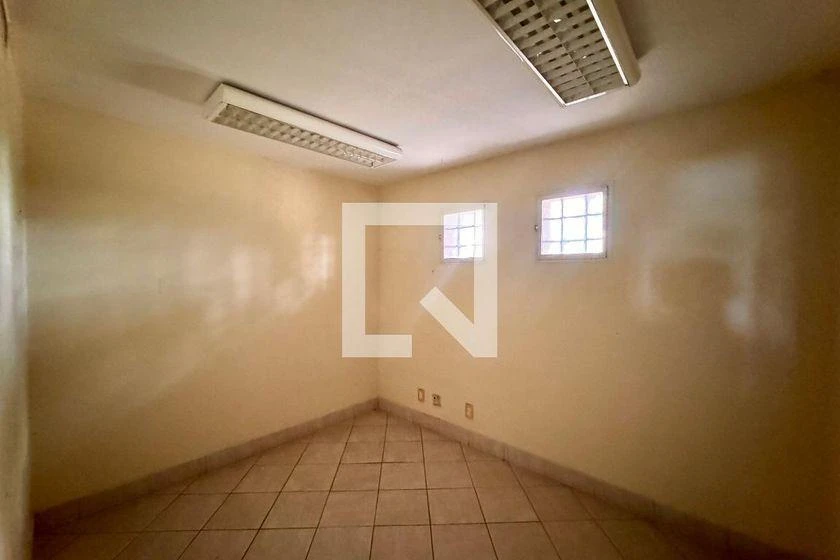 Застеклённый балкон и 3 спальни: дом 861 м² — photo 15
